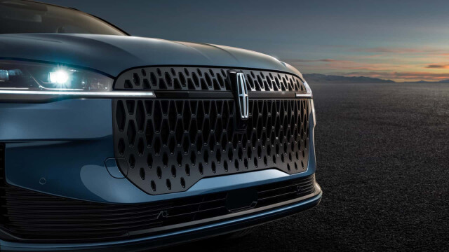 Lincoln Corsair