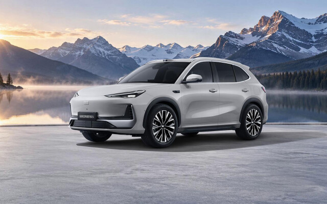 Updated Geely EX5 electric crossover