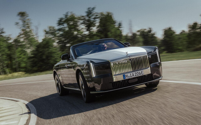 Electric Rolls-Royce Project Nightingale coachbuilt grand tourer