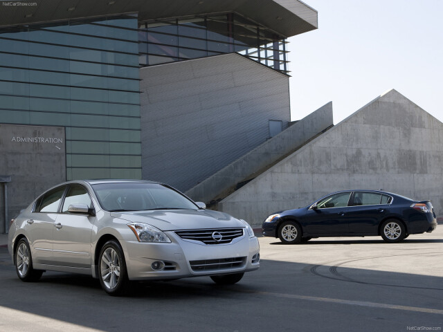 Nissan Altima