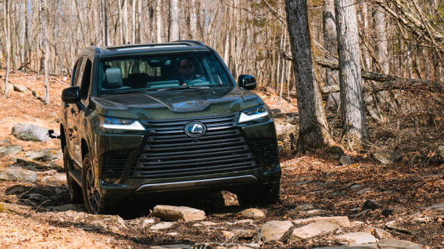 Lexus LX
