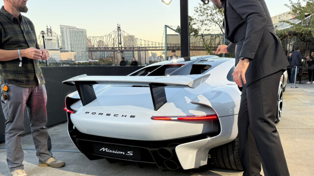 Porsche Mission S