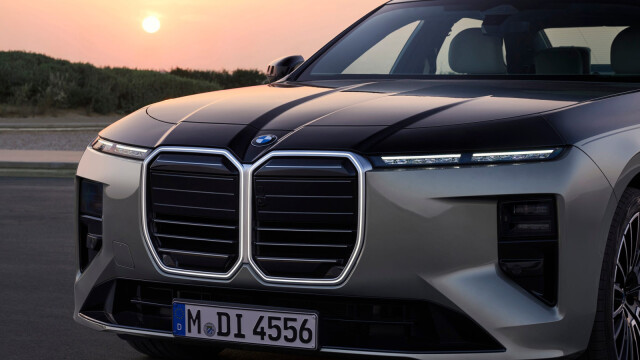 BMW 7-series