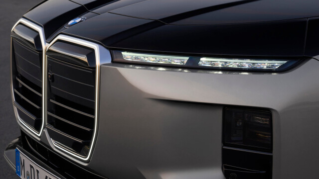 BMW 7-series