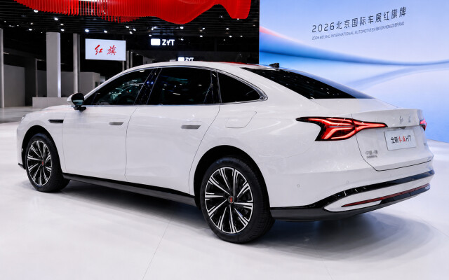 Hongqi H7