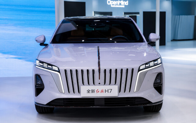 Hongqi H7