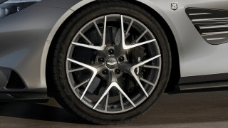 Aston Martin Vanquish