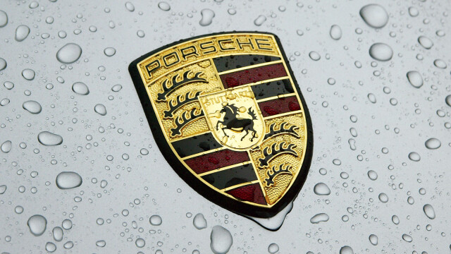 Future Porsche lineup to blend mid-engine supercar, gas Macan and large SUV