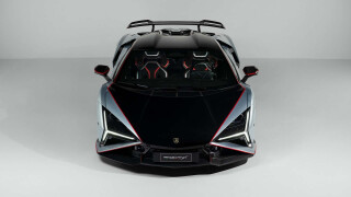 Lamborghini Revuelto