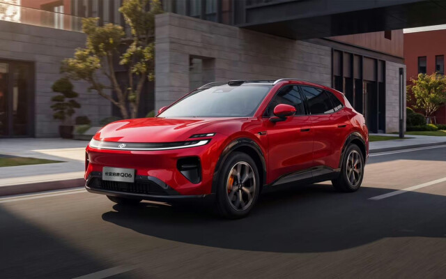 Changan Nevo Q06 Crossover Debuts with Electric and Range-Extender Powertrains