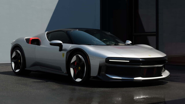 One-Off Ferrari CZ26 Revealed with Radical Two-Box Design