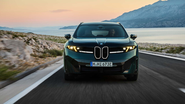 BMW iX3