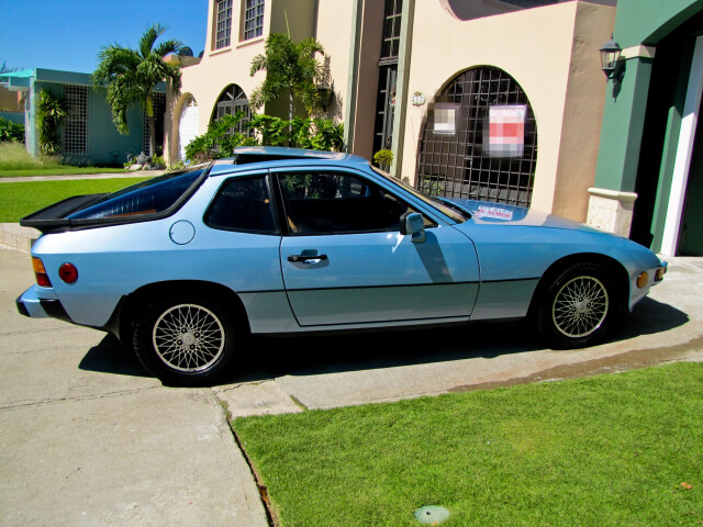 Porsche 924