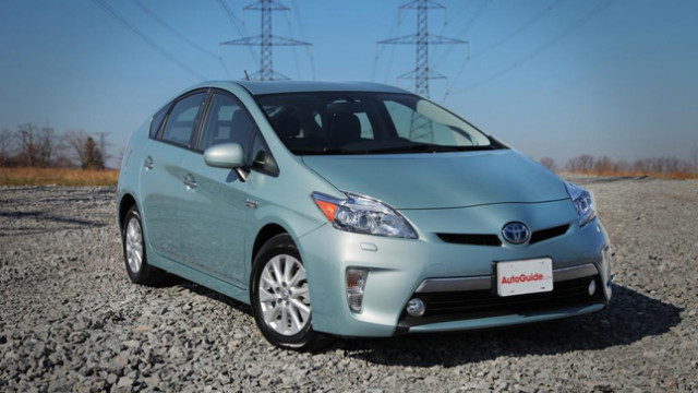 Toyota Releases 2013 Prius Plug-in MPG Trial