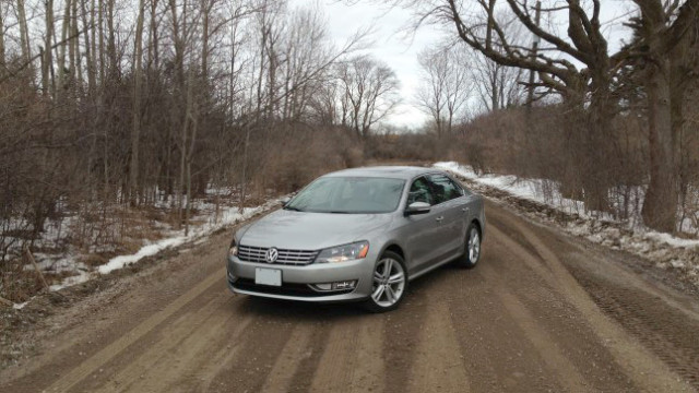 Upcoming VW Passat Might Receive Carbon Fiber Roof