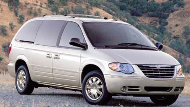 2013 Chrysler Minivans Returned Because of Airbag Issue