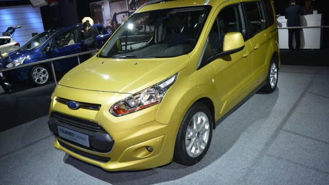 Fresh Ford Tourneo Connect Receives 1.0L 3-Cylinder EcoBoost Turbo 