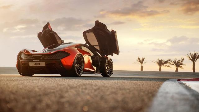 McLaren P1 Production Launches