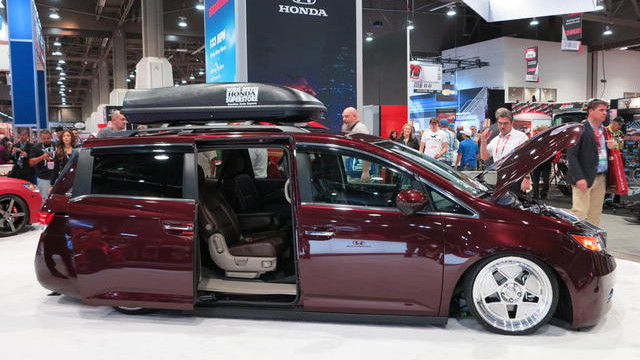 Bisimoto Honda Odyssey Super Van Provides 1,029 HP