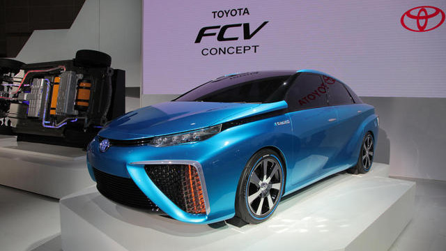 Toyota FCV Model Points to Hydrogen-Powered Variant