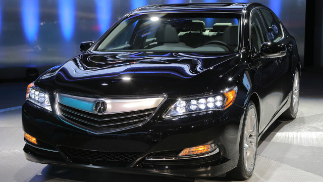 Recall of Acura RLX 2014 Due to Shaky Bolts