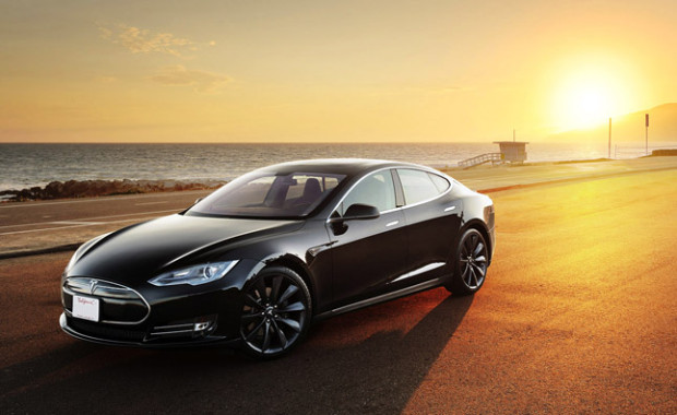 Tesla S Receives Fresh Service and Warranty Details