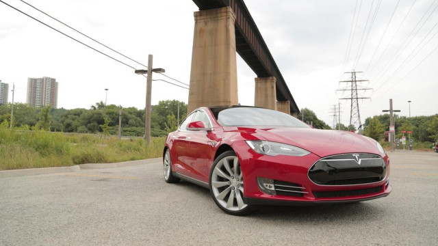 Numerous Troubles of Tesla Model S