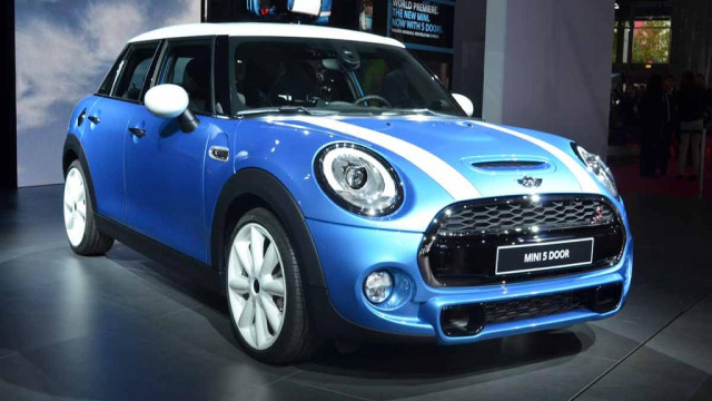 A Look at MINI 5-Door Hardtop