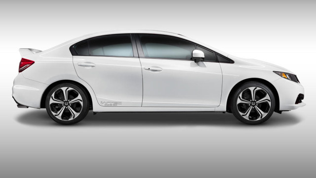 Honda Civic Si of 2015 at $23,680