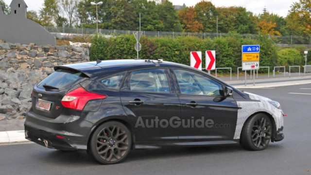 Ford's Focus RS Images Leaked while Training