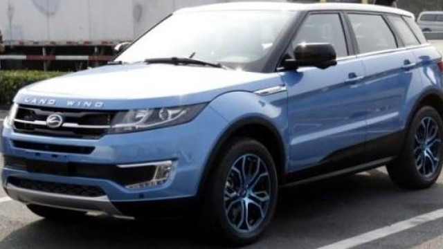 Landwind X7 has been seen before the Auto Show in Guangzhou as a Copy of Range Rover Evoque