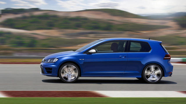 Volkswagen Golf R of 2015 has a Starting Price $37,415