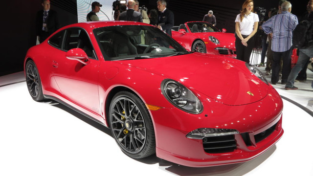 An Overview of 2015 Porsche 911 GTS and Cayenne GTS