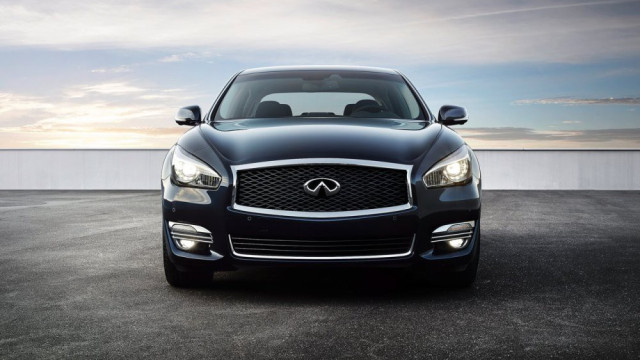 Next and Modified Infiniti Q70 Sports Long Wheelbase