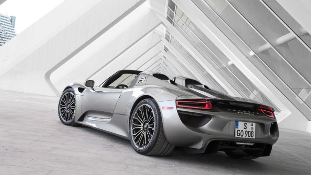 Hybrid Developments to Supply Future Porsche Cars with Power