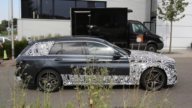 Some Disguise Stripped off C63 AMG from Mercedes-Benz