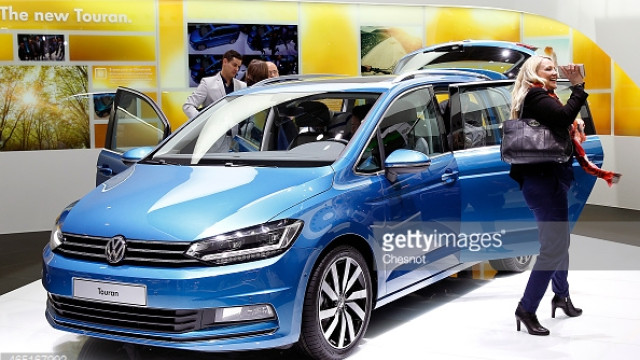 2015 Volkswagen Touran presented in Geneva