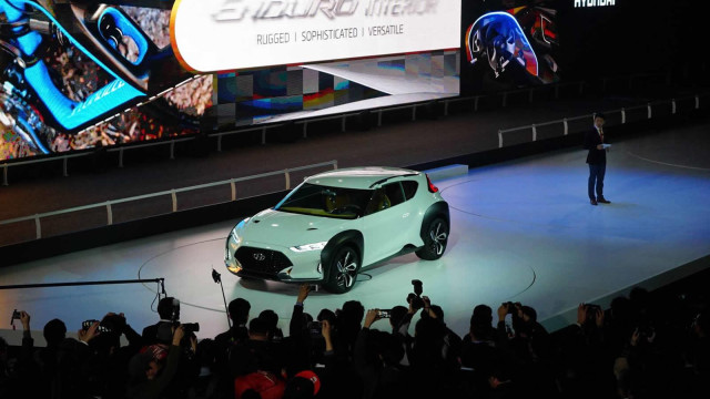 Hyundai shows off Enduro CUV concept at the Motor Show in Seoul