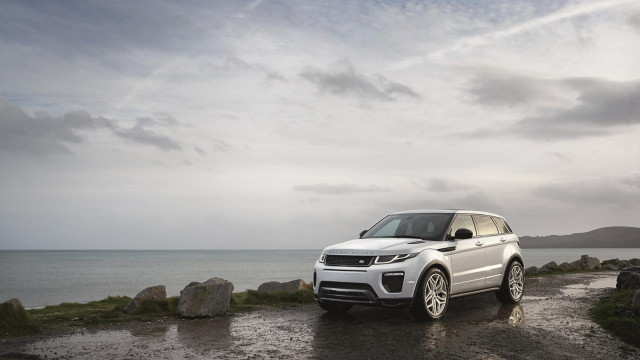 Get ready for an Innovated Offering from Range Rover placed between Sport and Evoque