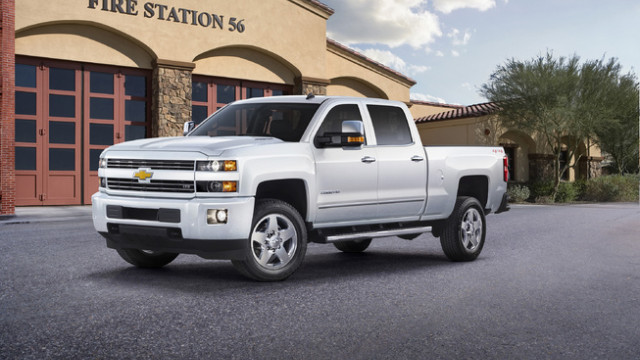 Chevy Silverado HD receives Custom Sport Trim