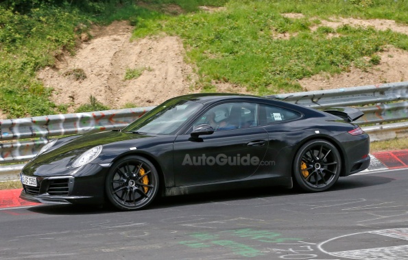 Facelift of Porsche 911 Spied Unscreened