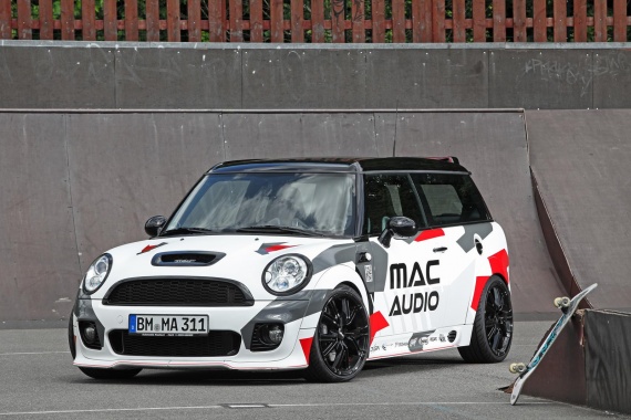 MINI Clubman S was transformed into a Boombox on Wheels