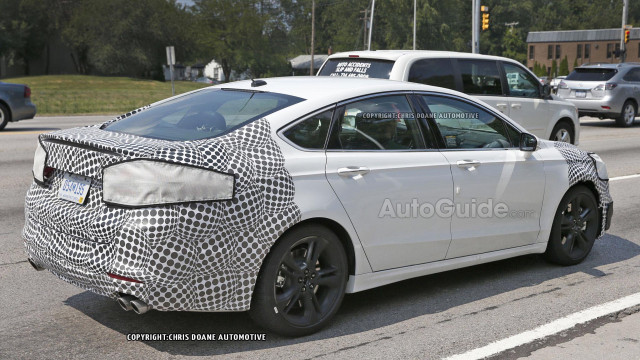 Latest Ford Fusion ST has Quad Exhaust Pipes