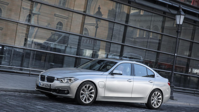 Detailed Information about BMW's 330e Plug-in Hybrid before its Presentation