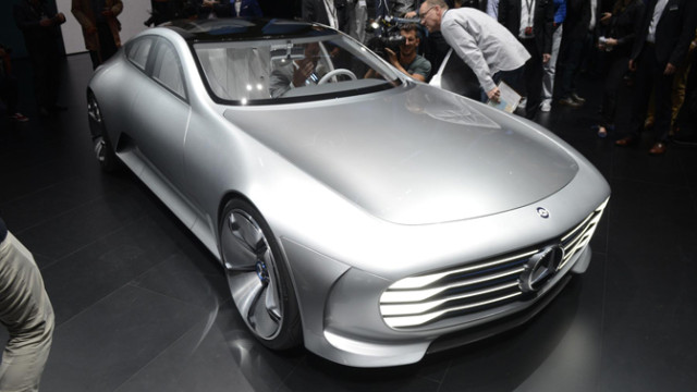 Mercedes-Benz tells its Intentions for a Tesla Fighter