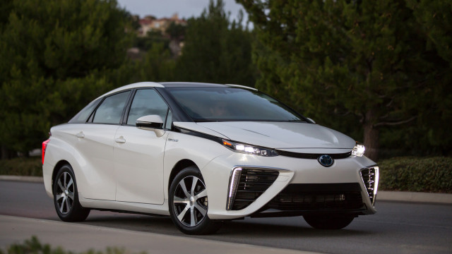 Toyota wants to develop More Hydrogen Fuel Cell Cars