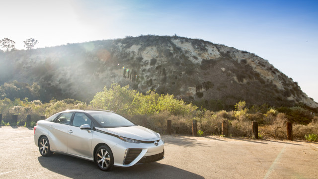 Toyota will get rid of Petrol Vehicles by 2050