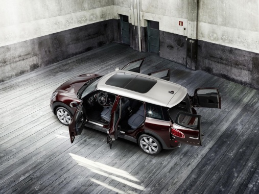 Expect MINI Clubman with ALL4 Next Spring