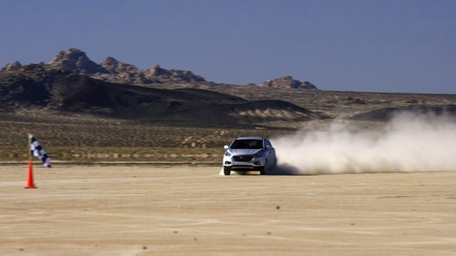 Land Speed Record of Hyundai Tucson Fuel Cell