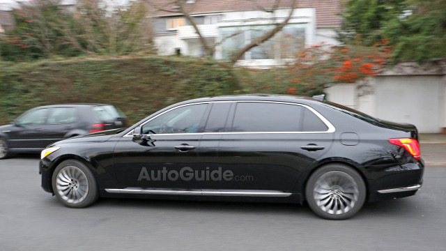 Testing of a Long Wheelbase Genesis G90 from Hyundai